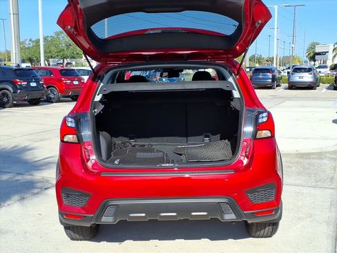 Used 2025 Mitsubishi Outlander Sport AWD image 29