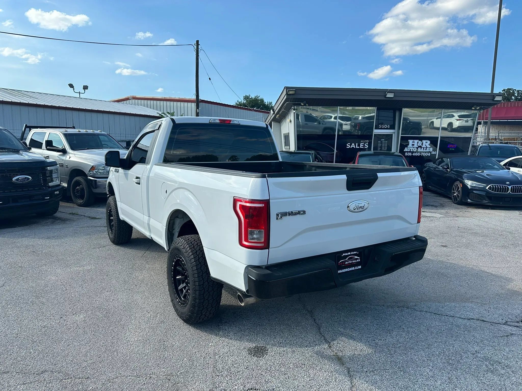 Used 2017 Ford F150 XL w/ Equipment Group 101A Mid AWD/4WD image 3