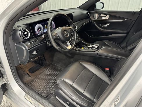 Used 2018 Mercedes-Benz E 400 4MATIC Wagon image 6