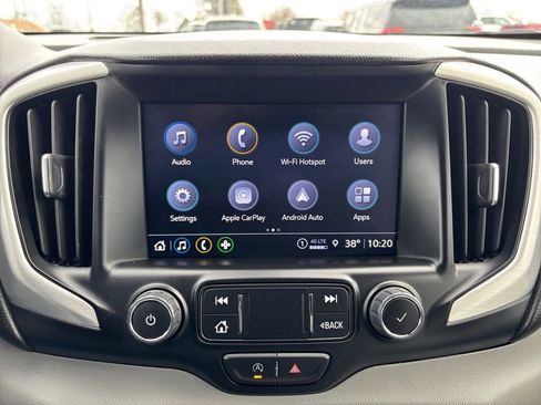 Used 2024 GMC Terrain SLT image 26