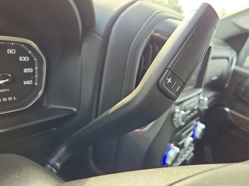 Used 2021 GMC Sierra 2500 Denali w/ Denali Black Diamond Edition image 30