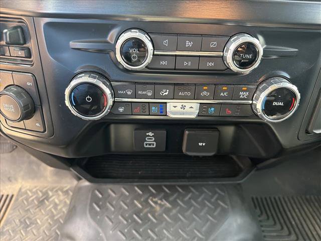 Used 2023 Ford F250 Lariat w/ Lariat Ultimate Package AWD/4WD image 17