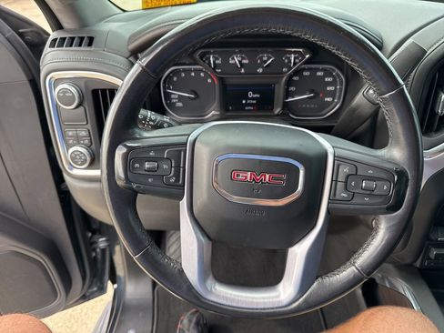 Used 2020 GMC Sierra 1500 SLT RWD image 21