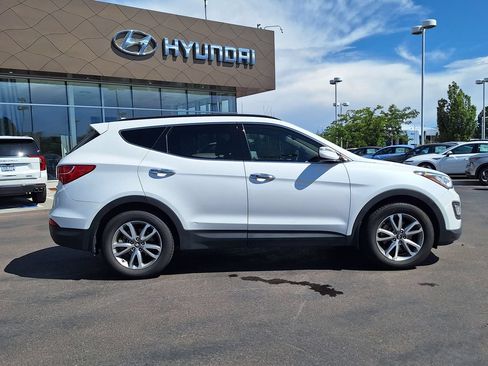 Used 2014 Hyundai Santa Fe Sport 2.0T AWD/4WD image 2
