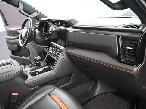 Used 2022 GMC Sierra 1500 AT4 w/ AT4 Premium Package image 19
