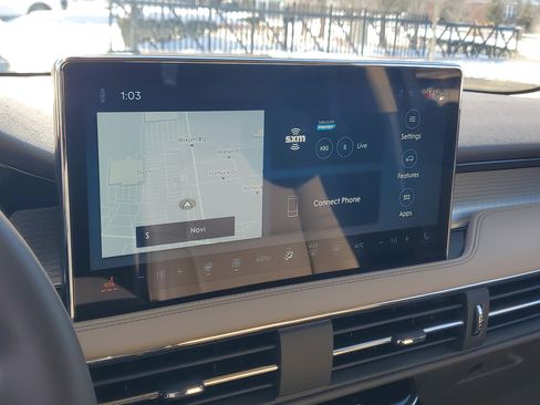 Certified 2024 Lincoln Corsair AWD w/ Equipment Group 101A image 16