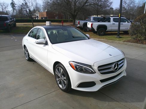 Used 2016 Mercedes-Benz C 300 4MATIC Sedan image 2