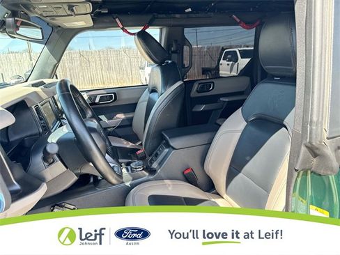 Used 2023 Ford Bronco Wildtrak image 17