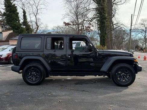 Used 2023 Jeep Wrangler Sport image 11
