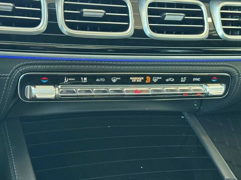 Certified 2024 Mercedes-Benz Maybach GLS 600 4MATIC image 27