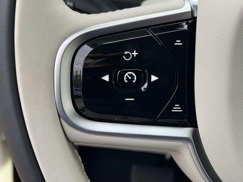 New 2026 Volvo XC90 B6 Ultra image 33