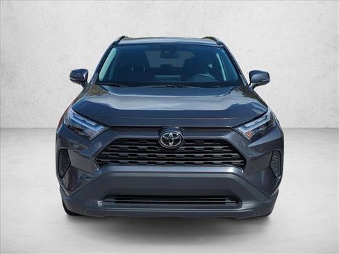 Used 2023 Toyota RAV4 XLE w/ Convenience Package image 2