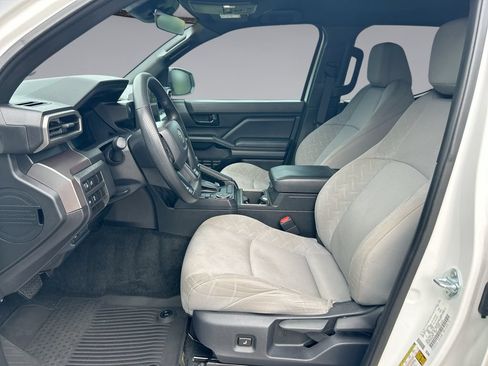 Used 2025 Toyota Tacoma SR5 RWD image 11