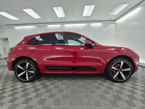 Certified 2023 Porsche Macan S AWD/4WD image 8