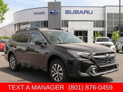 Used 2025 Subaru Outback Premium AWD/4WD image 1