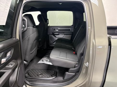 Used 2026 RAM 1500 Big Horn AWD/4WD image 11