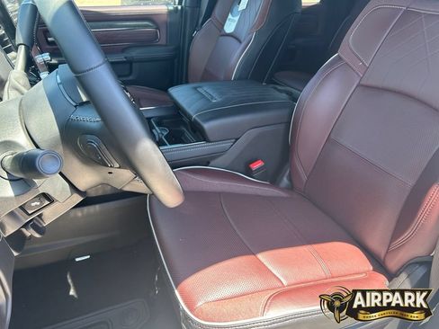 New 2026 RAM 3500 Limited AWD/4WD image 15