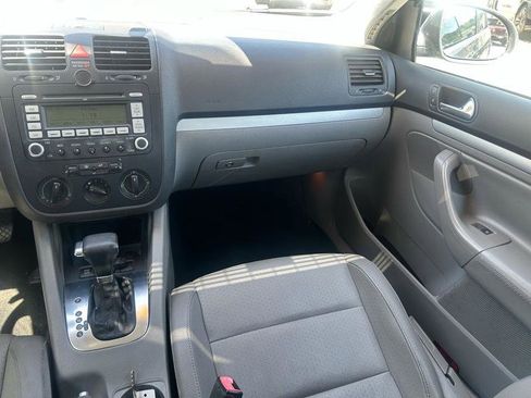 Used 2009 Volkswagen Jetta SE image 13