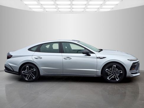 New 2025 Hyundai Sonata N Line image 6