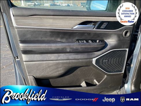 Used 2024 Jeep Wagoneer Series III image 15