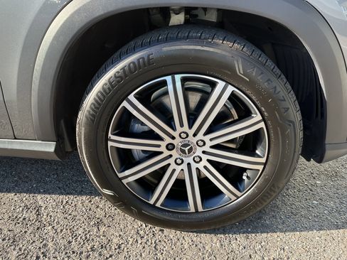 New 2025 Mercedes-Benz GLE 450e 4MATIC image 11