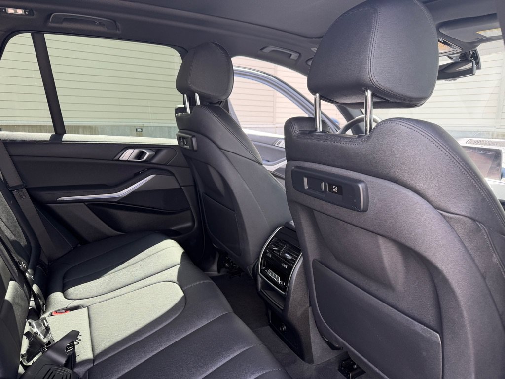 Used 2019 BMW X5 xDrive40i w/ Convenience Package AWD/4WD image 19