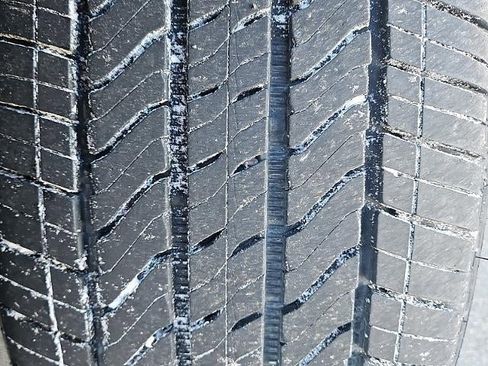 Used 2021 Chevrolet Suburban High Country image 11