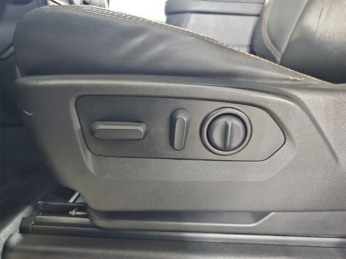 Used 2022 GMC Sierra 2500 AT4 w/ AT4 Premium Plus Package image 35