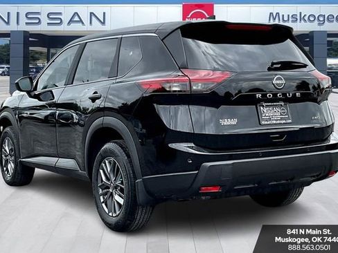 New 2026 Nissan Rogue S image 3