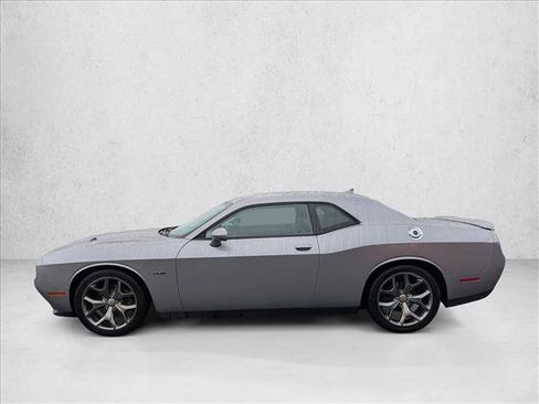 Used 2016 Dodge Challenger R/T w/ Sound Group image 8