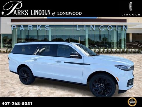 New 2026 Lincoln Navigator L Reserve image 1