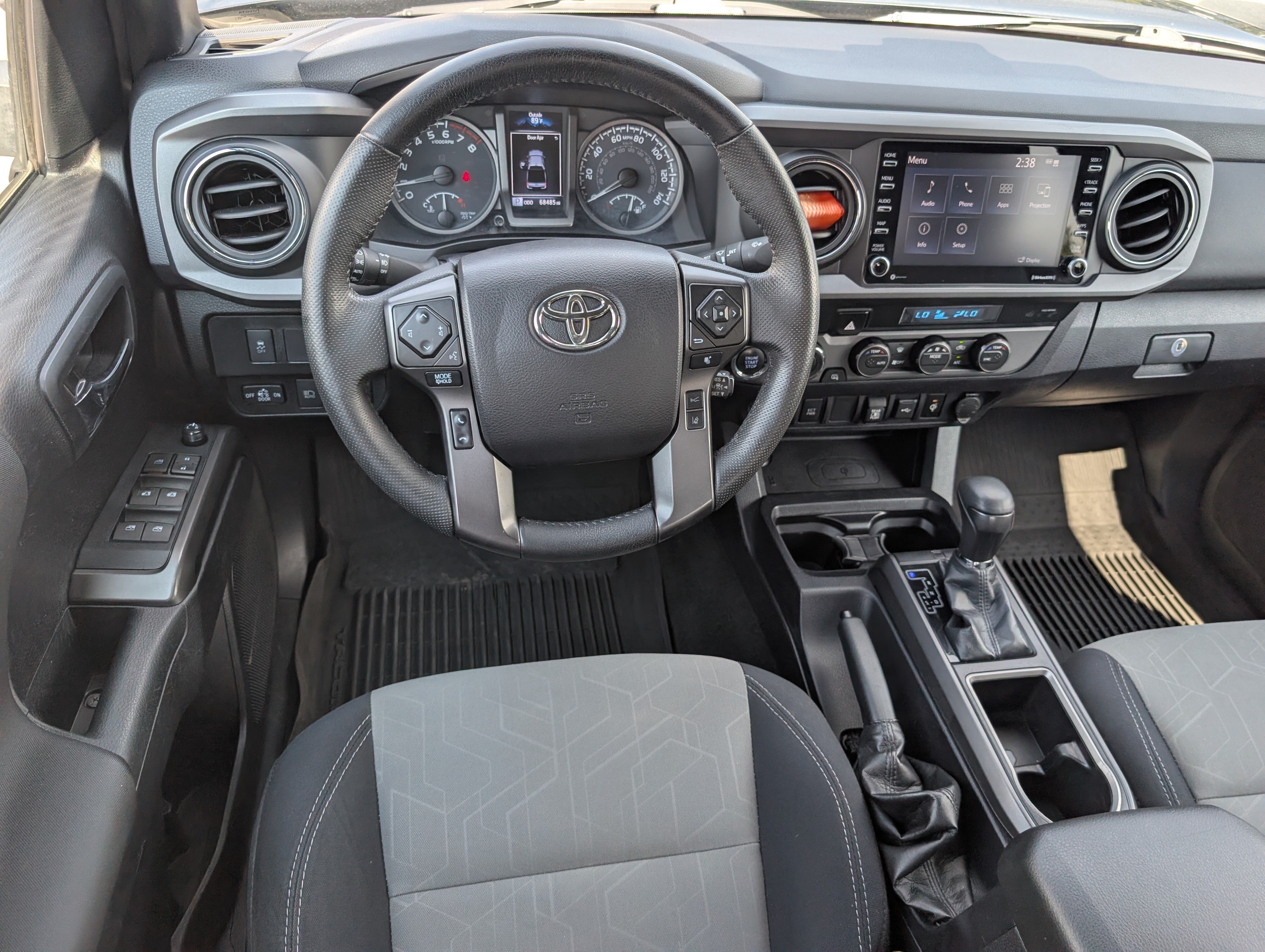 Used 2021 Toyota Tacoma TRD Sport AWD/4WD image 8