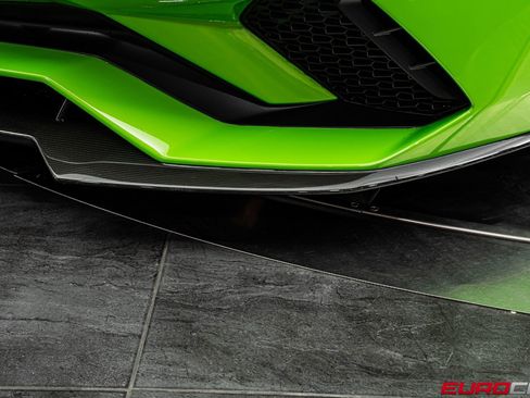 Used 2018 Lamborghini Aventador S AWD/4WD image 12