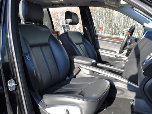 Used 2010 Mercedes-Benz GL 450 4MATIC image 10