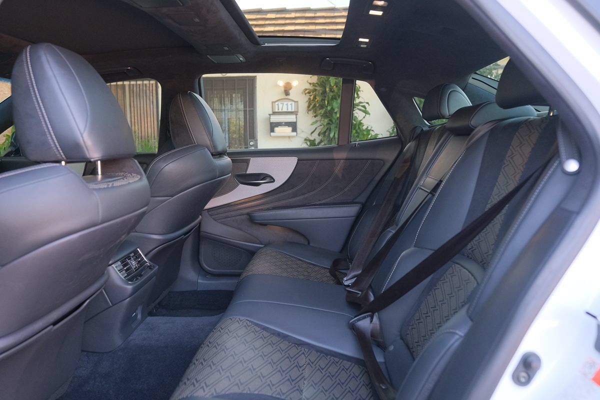 Used 2018 Lexus LS 500 F Sport w/ Performance Package RWD image 36