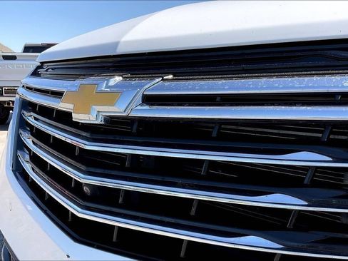 Used 2023 Chevrolet Equinox Premier image 5