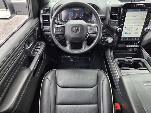 Used 2023 RAM 1500 Limited AWD/4WD image 12