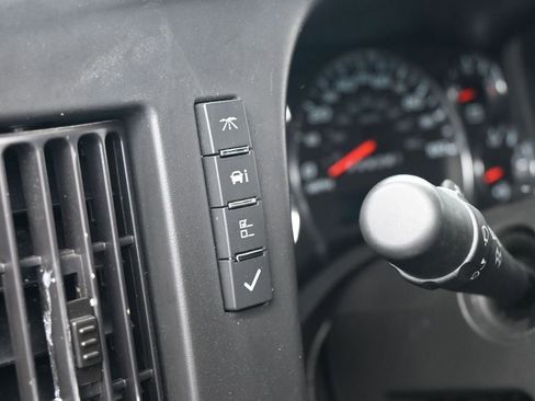 Used 2024 Chevrolet Express 2500 w/ Driver Convenience Package image 14