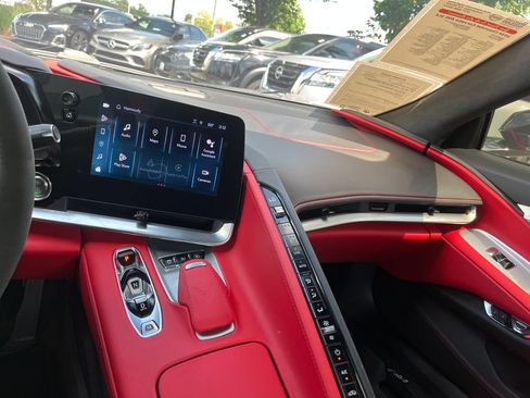Used 2024 Chevrolet Corvette Z06 RWD image 17