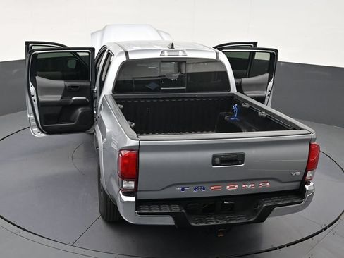 Used 2023 Toyota Tacoma SR5 RWD image 32