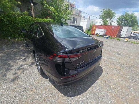 Used 2023 Honda Accord EX image 3