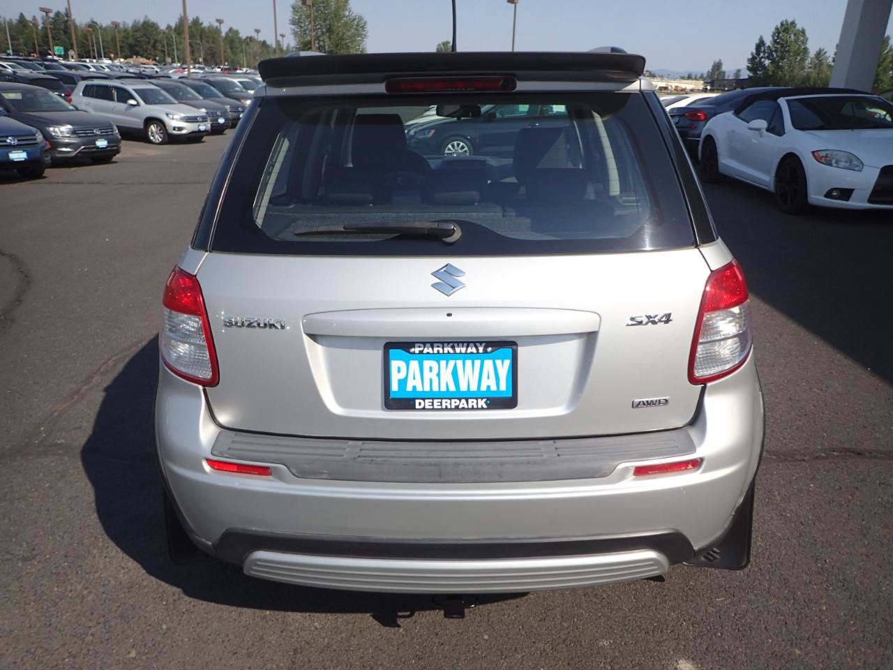 Used 2008 Suzuki SX4 AWD Hatchback w/ Touring Pkg image 4
