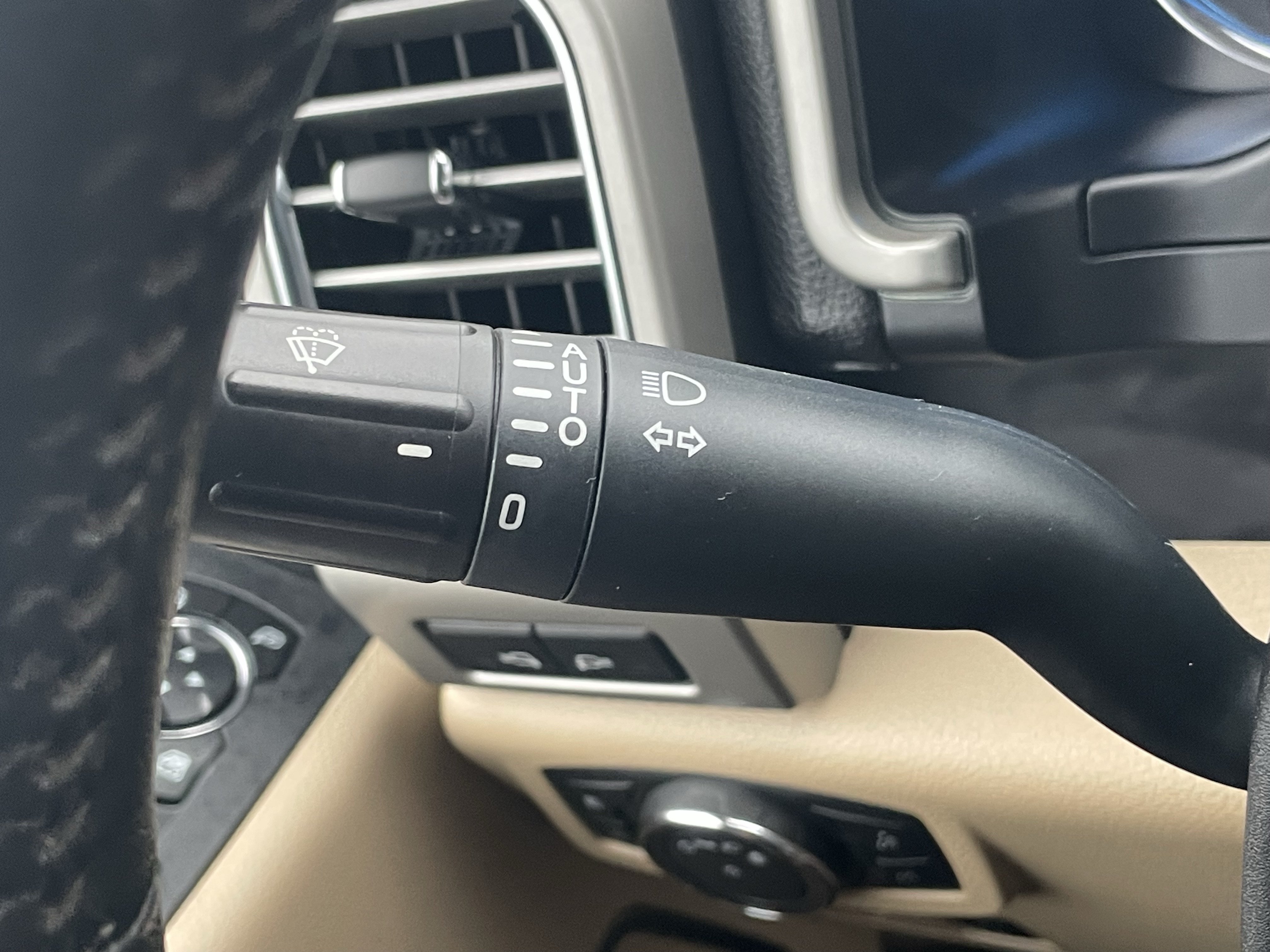 Used 2017 Ford F350 Lariat AWD/4WD image 14