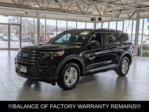 Used 2023 Ford Explorer XLT image 4