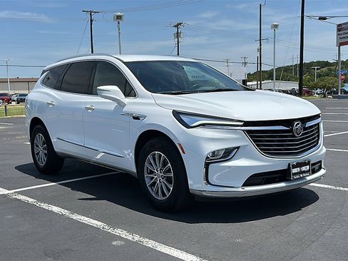 Certified 2024 Buick Enclave Premium image 10