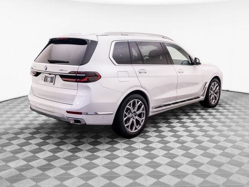 Certified 2026 BMW X7 xDrive40i AWD/4WD image 4