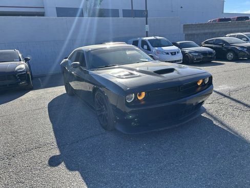 Used 2020 Dodge Challenger R/T Scat Pack image 3