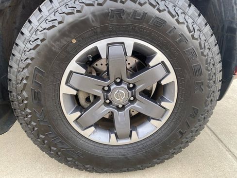 Used 2019 Nissan Frontier PRO-4X image 28