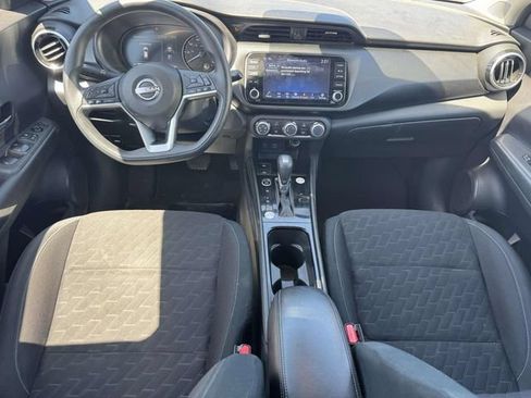 Used 2024 Nissan Kicks SV FWD image 18