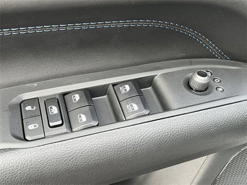 New 2026 Jeep Compass Limited image 12